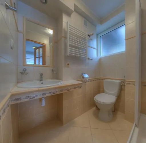 ホームステイ Amigo コウォブジェク